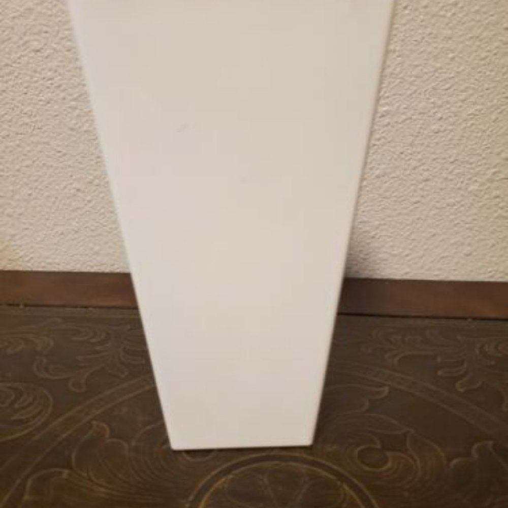 Reusable Plastic Popcorn Container - Picture 2 of 4